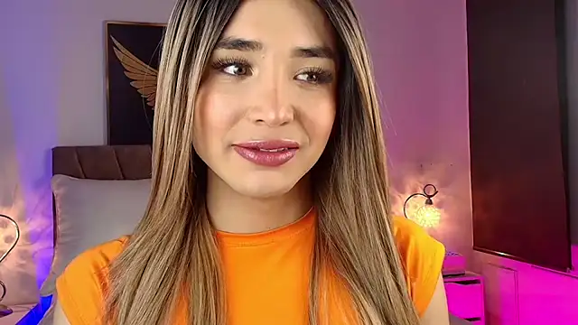 Missantonella  online show from December 2024 08:27:01 PM