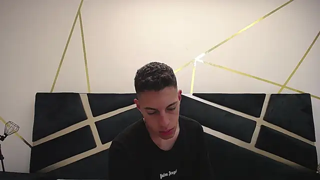 thiago19s online show from February 2025 06:33:01 PM