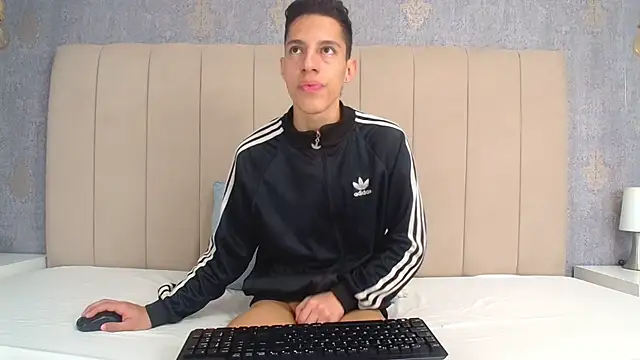 thiago19s online show from July 2026 12:44:01 PM