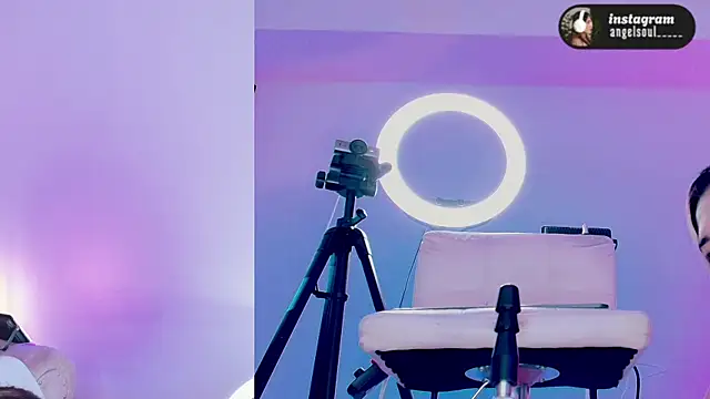 Angelst   online show from April 2026 01:39:01 AM