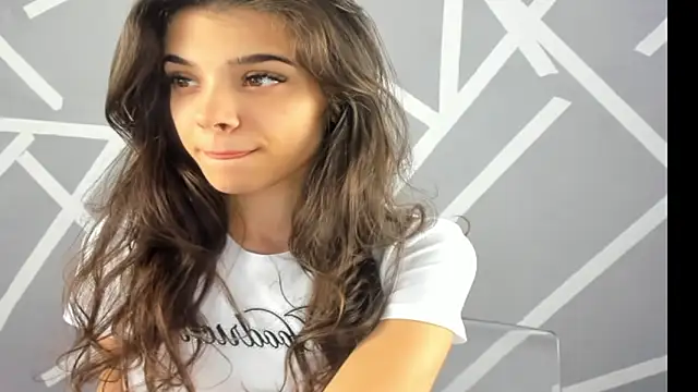 Snapshot of BabyAylin chatting on December 2024 05:20:02 AM BabyAylin online show from December 2024 05:20:02 AM