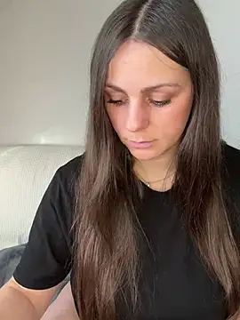 Snapshot of Loella-Rose chatting on January 2026 08:41:01 AM Loella-Rose online show from January 2026 08:41:01 AM