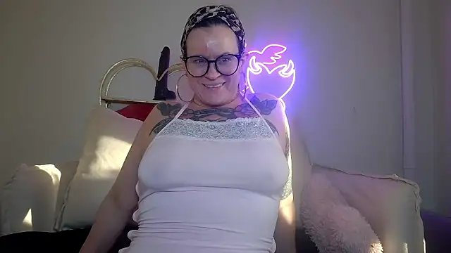 quinnmariexo online show from January 2026 09:07:02 PM