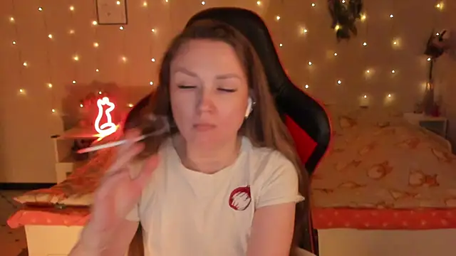 desperatehousewife   online show from April 2026 09:06:02 PM