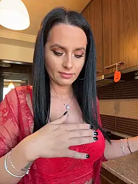 Hotmomcheckk  online show from November 2025 11:32:02 AM