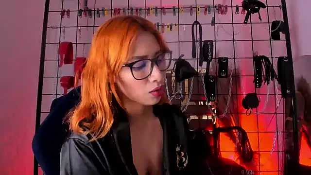 charrlotte quinn online show from February 2025 08:24:01 PM