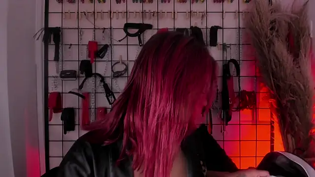 charrlotte quinn online show from September 2025 09:48:02 PM