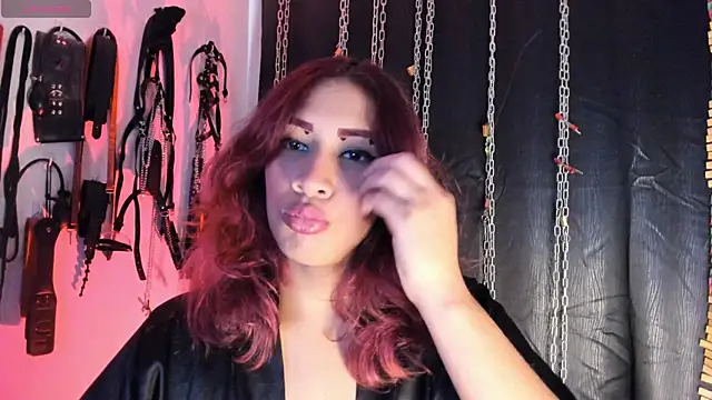 charrlotte quinn online show from July 2026 02:04:02 PM