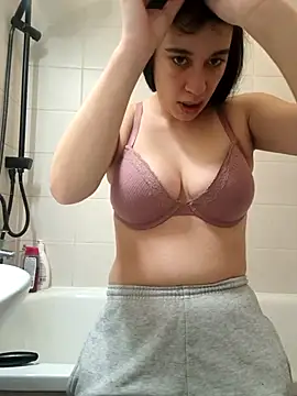 czruz online show from February 2026 09:49:02 AM