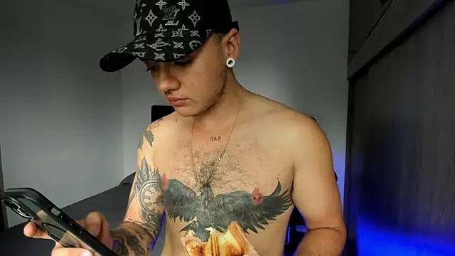 male pussy online show from April 2026 05:15:01 PM