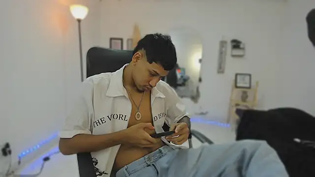 slim master12 online show from January 2026 03:10:02 AM