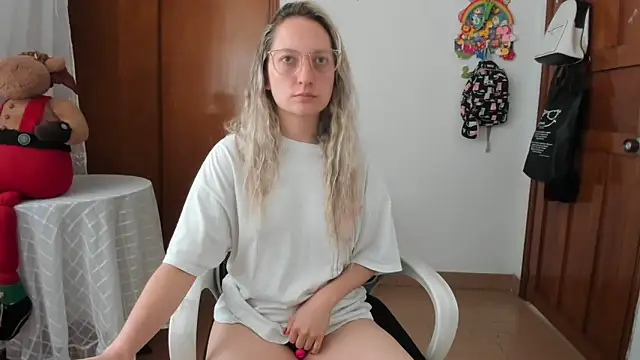 Adele johnsonn1 online show from June 2026 02:17:02 PM