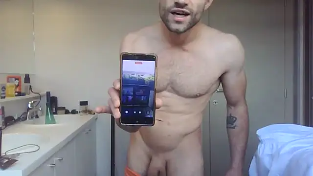 Snapshot of Vekie_007 chatting on June 2026 05:02:02 PM Vekie 007 online show from June 2026 05:02:02 PM