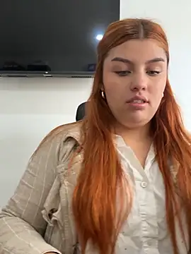 Fieryfenixx online show from May 2026 03:30:01 PM
