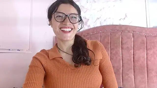 Snapshot of lunazulsj chatting on January 2025 05:31:02 PM lunazulsj online show from January 2025 05:31:02 PM