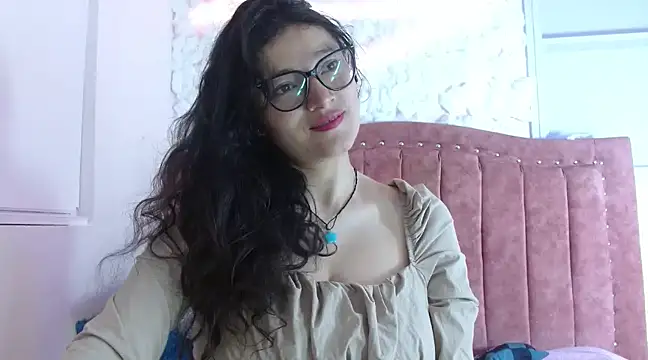 Snapshot of lunazulsj chatting on January 2025 08:15:02 PM lunazulsj online show from January 2025 08:15:02 PM