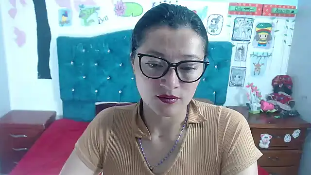 Snapshot of lunazulsj chatting on November 2025 02:02:01 PM lunazulsj online show from November 2025 02:02:01 PM