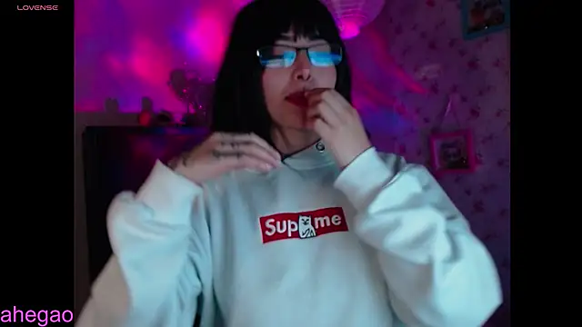 shayla bbs online show from February 2026 12:33:01 PM