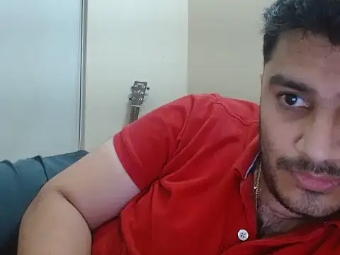 Snapshot of robintoit chatting on April 2026 02:41:01 PM robintoit online show from April 2026 02:41:01 PM