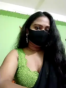 Idhika Paul online show from February 2025 11:42:01 AM