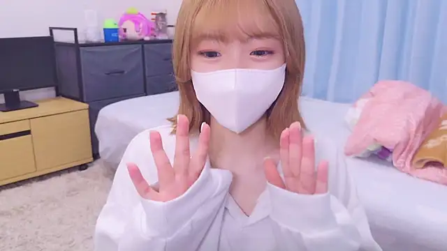 Snapshot of honopisu_jp chatting on January 2025 11:45:02 AM honopisu jp online show from January 2025 11:45:02 AM