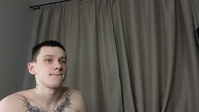 R1mmo   online show from February 2026 04:14:01 PM