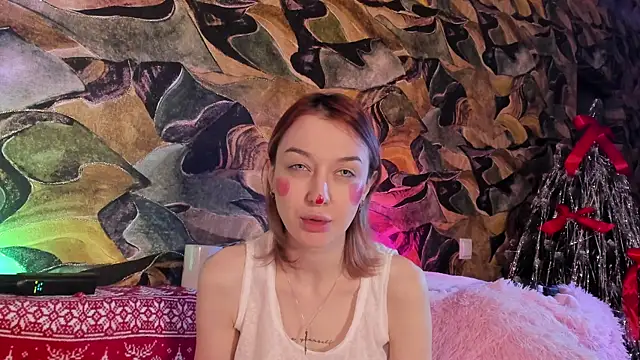 Snapshot of CrystalRey chatting on December 2024 05:42:01 AM CrystalRey online show from December 2024 05:42:01 AM