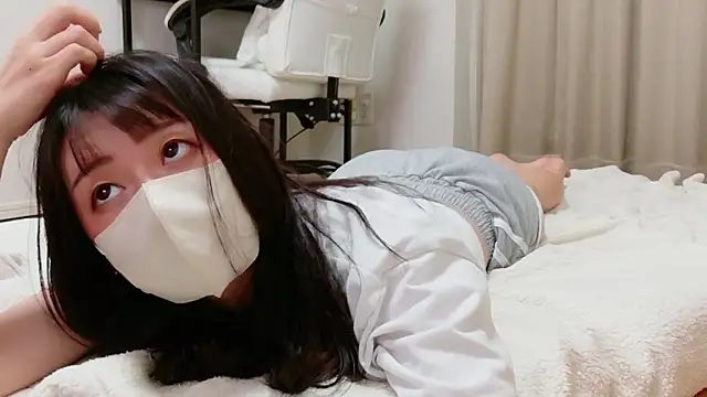 Snapshot of ayu_yu_xo chatting on June 2026 10:52:01 AM ayu yu xo online show from June 2026 10:52:01 AM