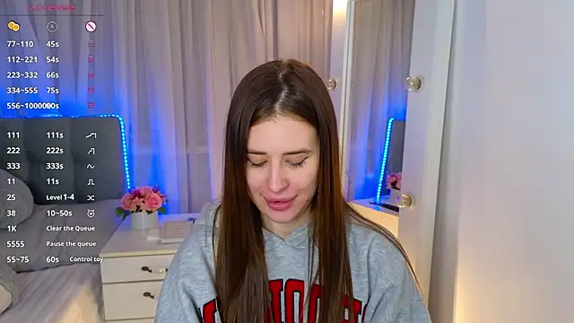 Milkissss online show from February 2026 11:04:02 PM