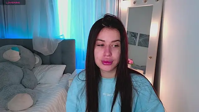 Milkissss online show from April 2026 05:19:01 AM