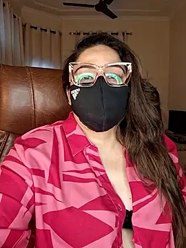 Snapshot of SEXY-Sardarni chatting on April 2026 08:04:01 AM SEXY-Sardarni online show from April 2026 08:04:01 AM