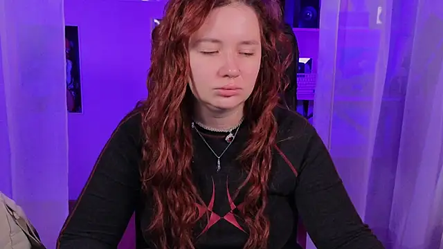 carolina elf online show from October 2025 05:19:01 AM