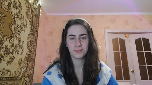 INELIKA online show from October 2025 10:19:01 PM