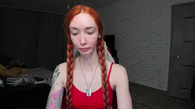 Roxy Silver online show from November 2025 09:37:02 PM