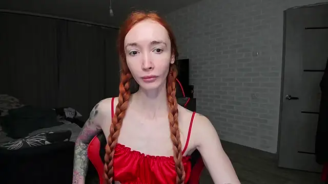 Roxy Silver online show from November 2025 08:44:01 PM