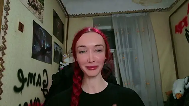 Snapshot of Roxy_Silver chatting on April 2026 10:16:01 PM Roxy Silver online show from April 2026 10:16:01 PM