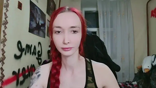 Snapshot of Roxy_Silver chatting on May 2026 07:00:02 PM Roxy Silver online show from May 2026 07:00:02 PM