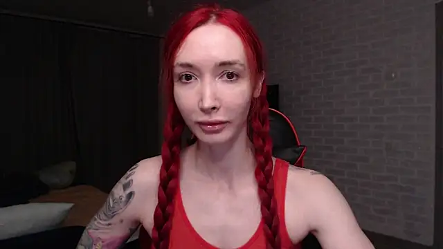 Snapshot of Roxy_Silver chatting on June 2026 08:42:01 PM Roxy Silver online show from June 2026 08:42:01 PM
