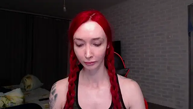 Snapshot of Roxy_Silver chatting on July 2026 09:46:02 PM Roxy Silver online show from July 2026 09:46:02 PM