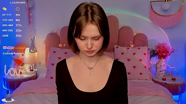 Snapshot of MaryLew chatting on February 2026 06:21:02 AM MaryLew online show from February 2026 06:21:02 AM