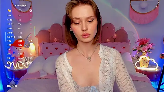 Snapshot of MaryLew chatting on March 2026 06:30:01 AM MaryLew online show from March 2026 06:30:01 AM