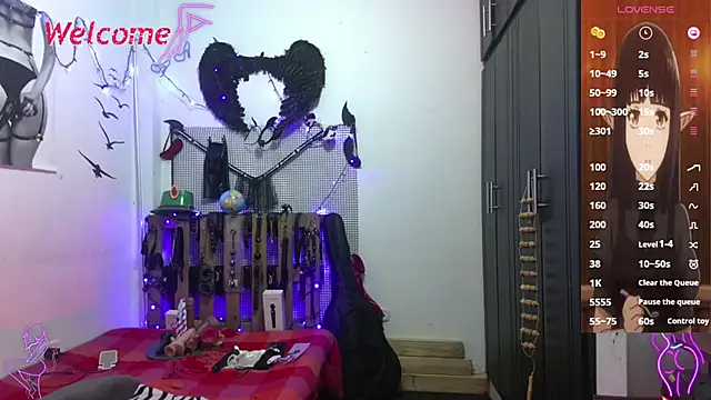  Hanna white  online show from November 2025 03:29:02 AM