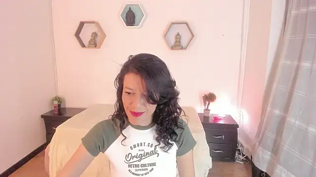 Snapshot of Paloma_victory chatting on January 2025 09:18:01 PM Paloma victory online show from January 2025 09:18:01 PM