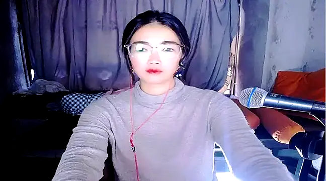 Floor oo online show from February 2025 10:23:02 AM