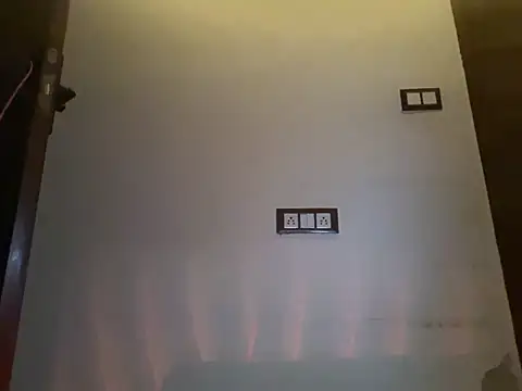 lucky babygirl online show from April 2026 04:15:01 PM