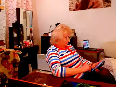 Natali7634 online show from February 2025 07:35:01 PM