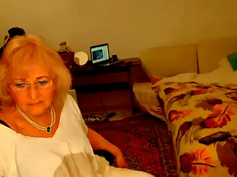 Natali7634 online show from March 2025 05:09:01 PM