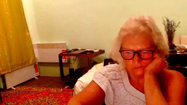 Snapshot of Natali7634 chatting on July 2026 05:15:01 AM Natali7634 online show from July 2026 05:15:01 AM