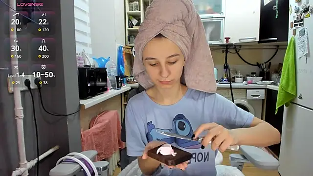  Nika Kik online show from February 2026 04:37:02 PM