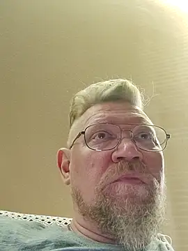 Pol1074 online show from April 2026 07:27:01 PM